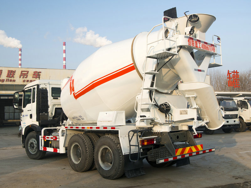 8-9m³ Concrete Mixer Truck view 3